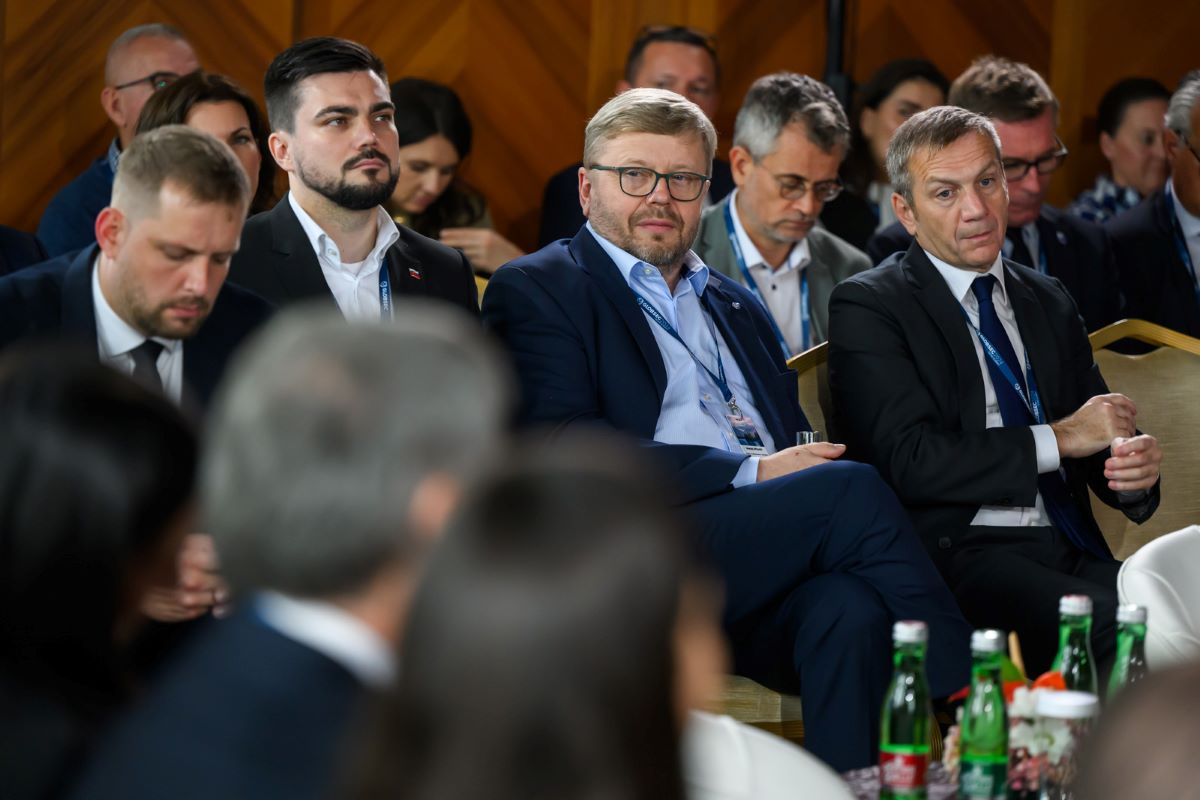 Štátny tajomník Ivančin na GLOBSEC Tatra Summite 2024: Umelá inteligencia je jedinečnou príležitosťou napredovať na poli inovácií a digitálnej transformácie