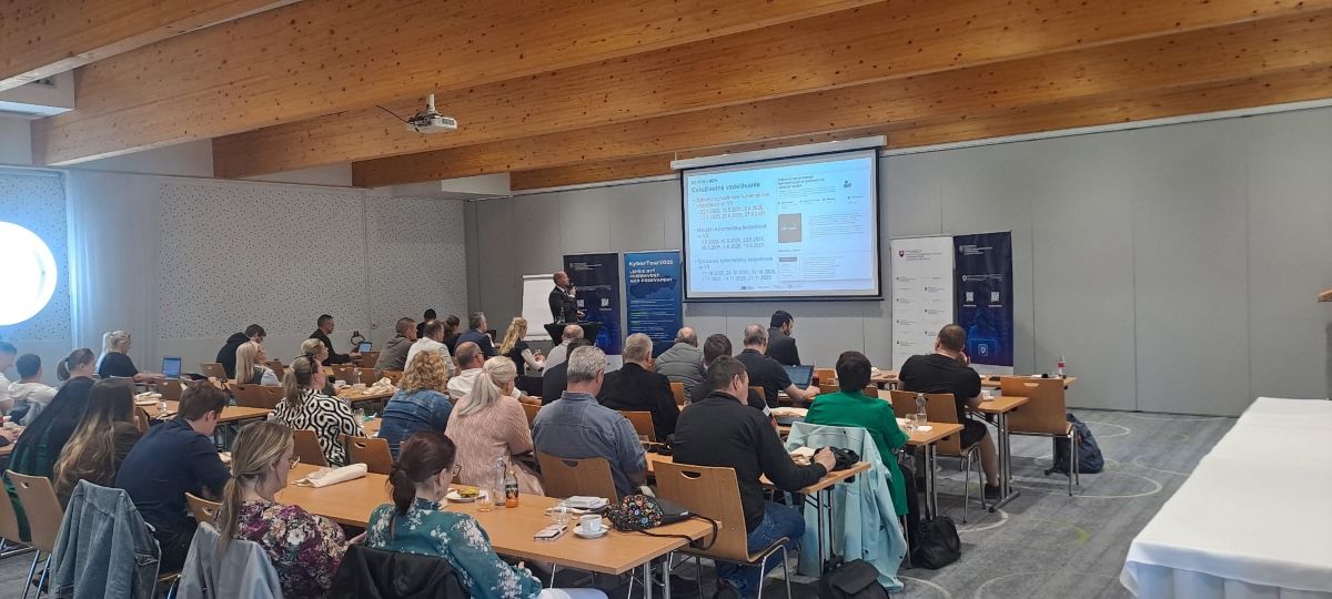 Sekcia kybernetickej bezpečnosti posilňuje osvetu cez školenia, konferencie a praktické cvičenia