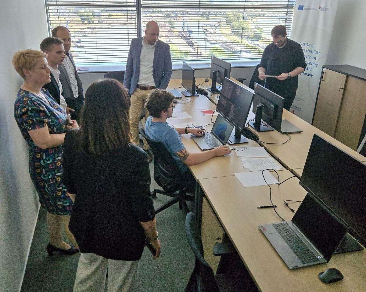 Spolu sme v oblasti kyberbezpečnosti silnejší: Slovensko a Česko prehlbujú spoluprácu