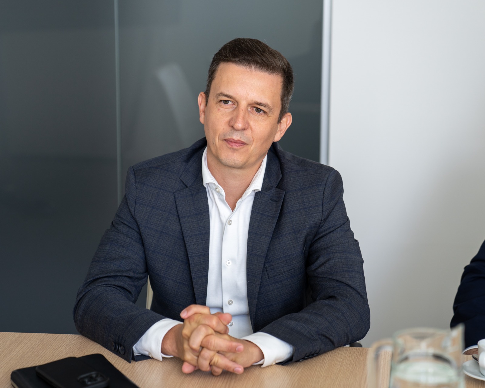 EÚ spustila verejnú konzultáciu na vypracovanie usmernení a Kódexu praxe pre transparentné AI systémy