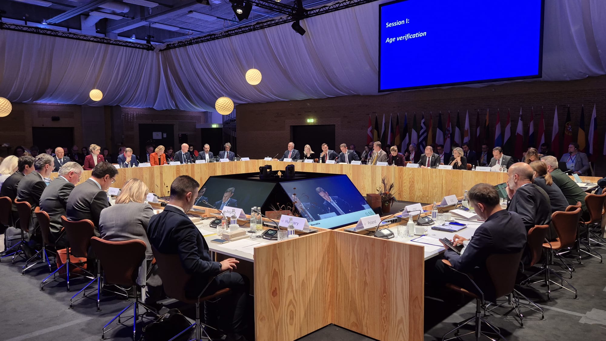 Ochrana detí online musí byť európskou prioritou, no nesmie ohroziť súkromie používateľov