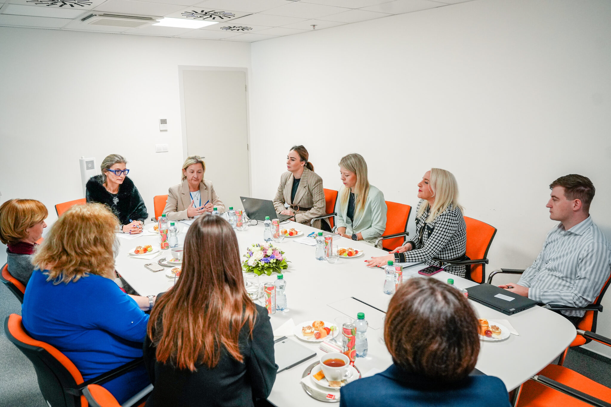 Ochrana detí v online priestore si vyžaduje spoločný postup štátu, platforiem aj rodičov