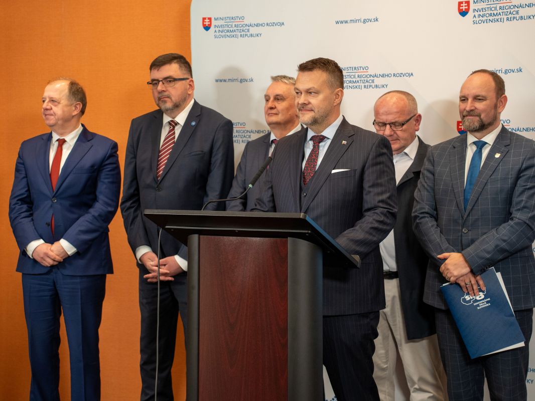 Budúcnosť eurofondov sa začína v regiónoch, zdôraznil minister Migaľ na stretnutí so samosprávami